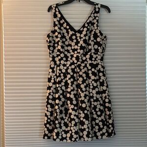 Taylor Black and White V-Neck Mini Sundress